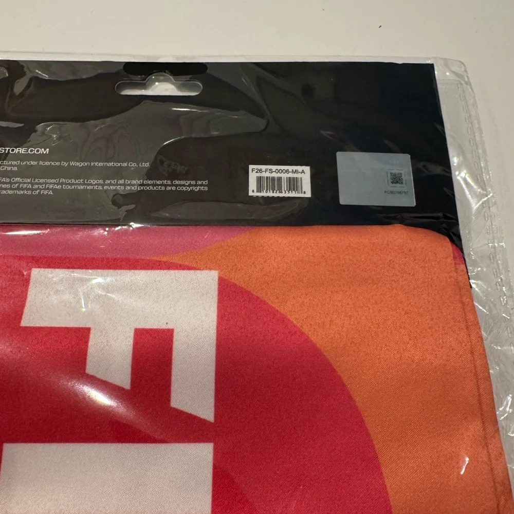FIFA Soccer 2026 World Cup Bright Logo Scarf MIP NEW!